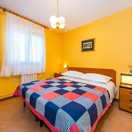 Appartement Katina *