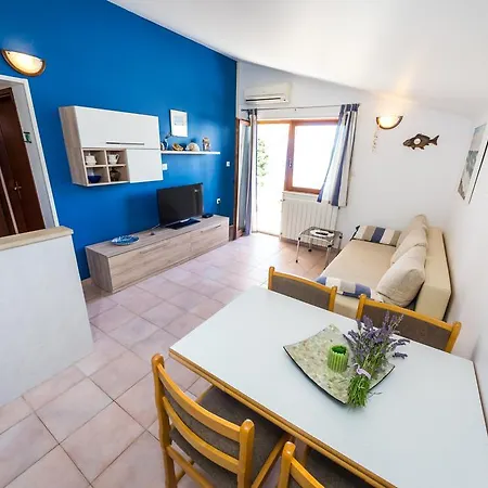 Apartment Katina