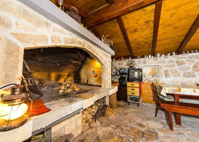 公寓 Katina 特孔