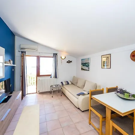 Apartmán Katina Tkon
